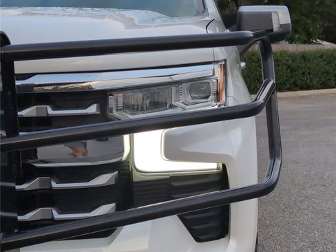 Used 2022 Chevrolet Silverado 1500 LTZ image 33