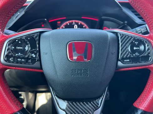 Used 2019 Honda Civic Type R image 26