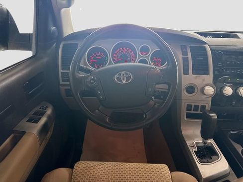 Used 2009 Toyota Tundra SR5 w/ TRD Off-Road Pkg AWD/4WD image 20