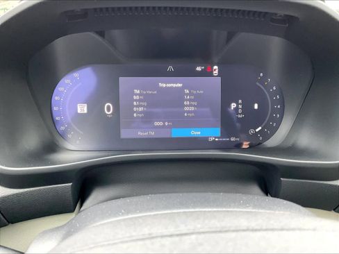 New 2026 Volvo XC40 B5 Plus w/ Protection Package Premier image 19