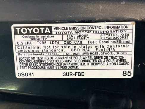 Used 2017 Toyota Tundra SR5 w/ TRD Off Road Package AWD/4WD image 20