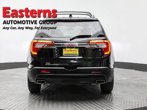 Used 2022 GMC Acadia SLT w/ Technology Package image 6