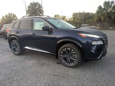New 2026 Nissan Rogue Platinum w/ Platinum Premium Package AWD/4WD image 2