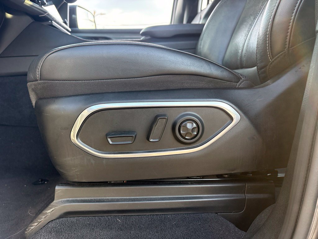 Used 2024 Jeep Wagoneer Series III AWD/4WD image 10