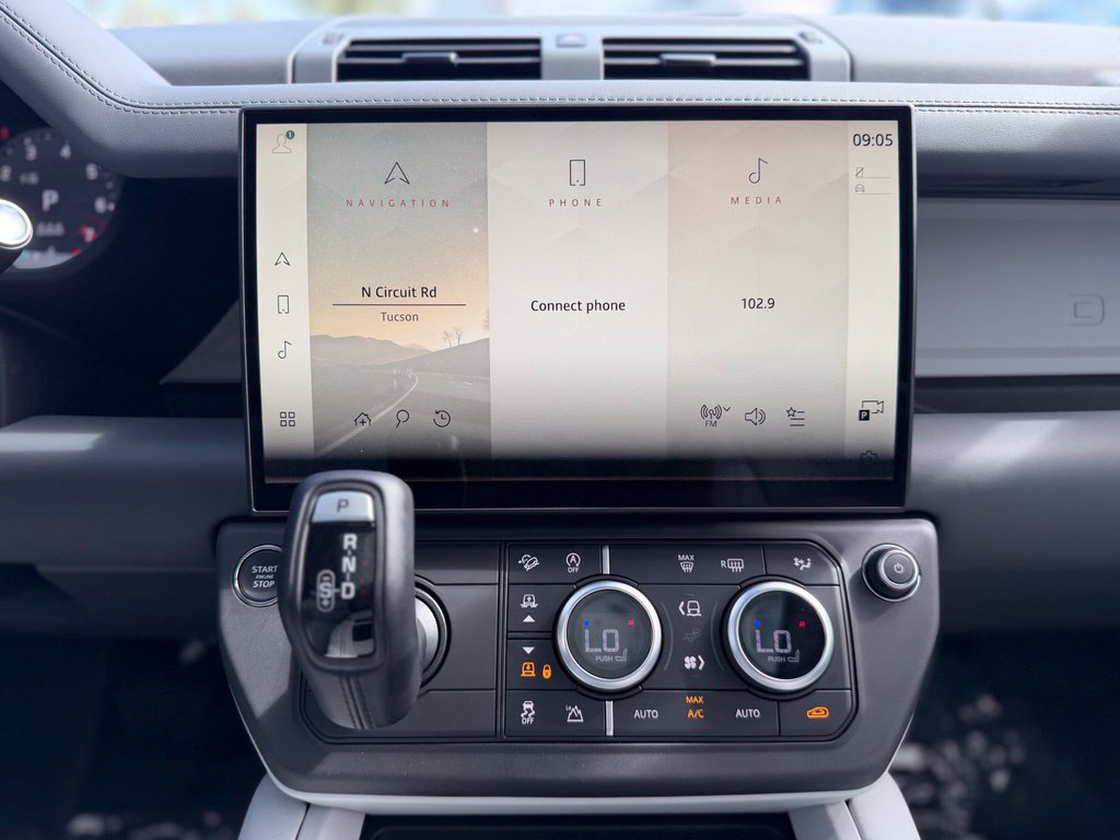 New 2026 Land Rover Defender 110 X-Dynamic SE AWD/4WD image 7