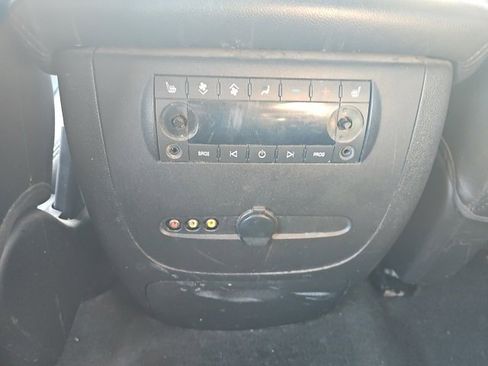 Used 2013 Chevrolet Tahoe LTZ image 13