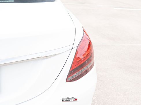 Used 2021 Mercedes-Benz C 300 Sedan w/ Premium Package image 40