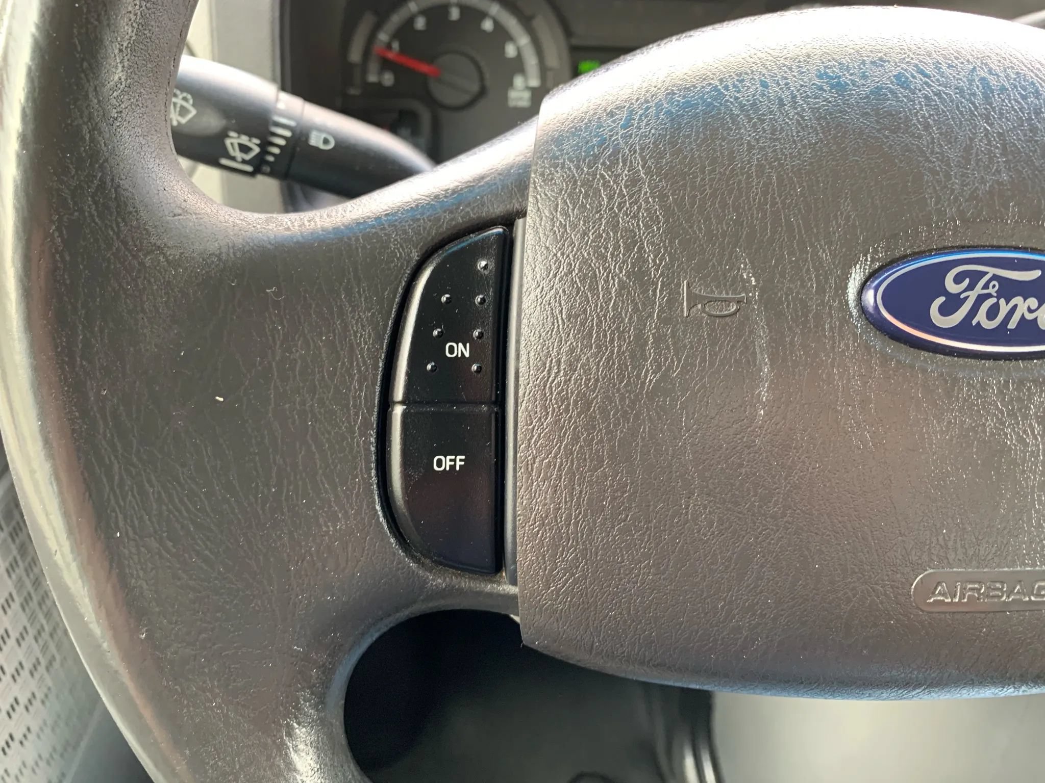 Used 2013 Ford E-450 and Econoline 450 Super Duty w/ PWR Locks & Windows Group RWD image 14