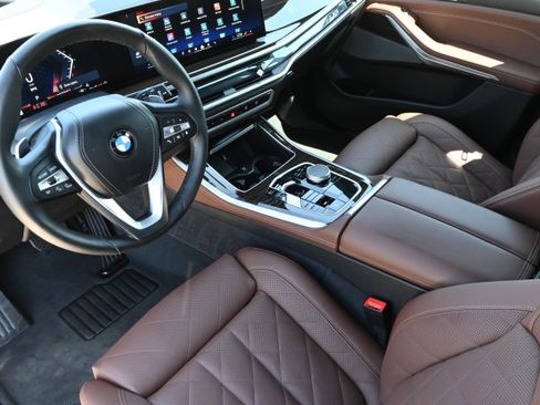 Certified 2026 BMW X5 sDrive40i image 14