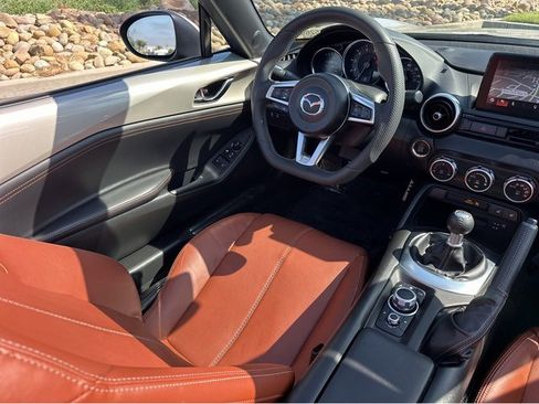 Used 2023 MAZDA MX-5 Miata Grand Touring image 13