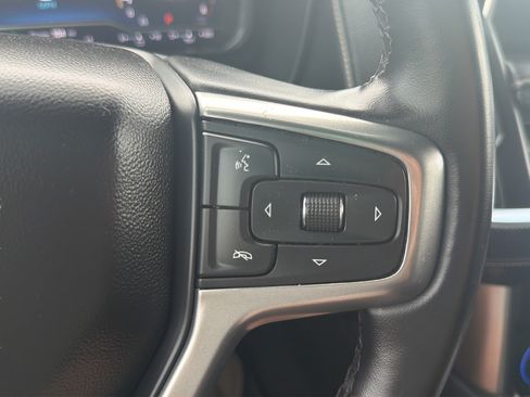 Used 2023 Chevrolet Suburban Premier RWD image 21
