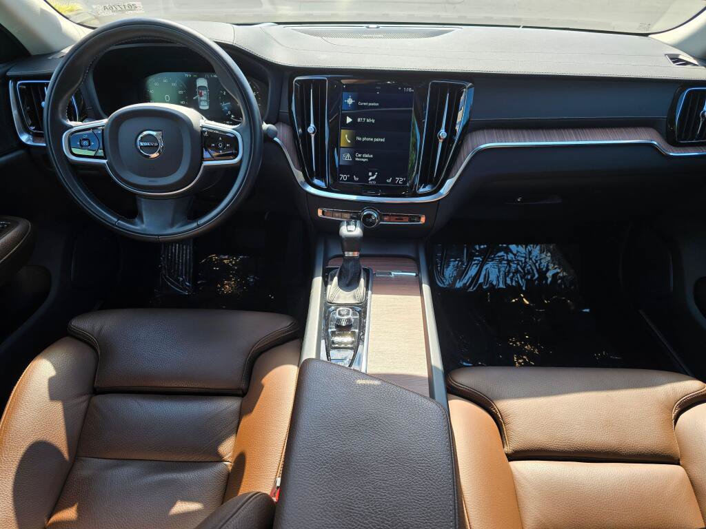 Used 2020 Volvo S60 T6 Inscription w/ Protection Package Premier AWD/4WD image 2