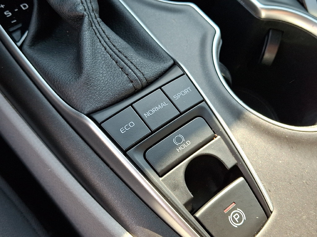 Certified 2024 Toyota Camry LE AWD/4WD image 18