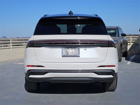New 2026 Lincoln Nautilus Reserve w/ Jet Appearance Package image 6