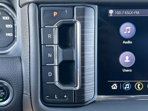 Used 2021 GMC Yukon XL Denali image 16