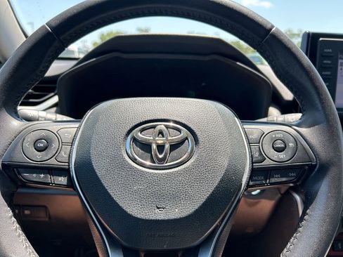 Used 2022 Toyota RAV4 Adventure image 17