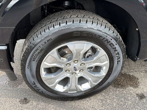 Used 2022 Ford F150 Platinum w/ Equipment Group 701A High AWD/4WD image 4