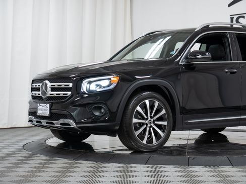 Used 2022 Mercedes-Benz GLB 250 4MATIC image 25
