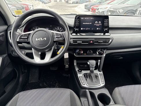 Certified 2023 Kia Seltos LX image 18
