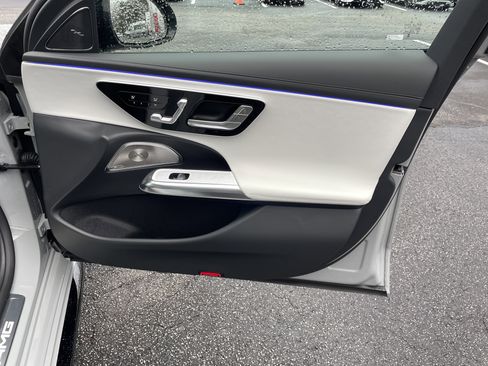 New 2026 Mercedes-Benz E 53 AMG e 4MATIC Sedan image 42