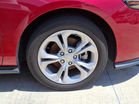 Used 2025 Honda Accord LX image 3