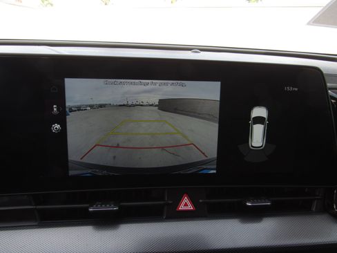 Used 2024 Kia Sportage SX image 22