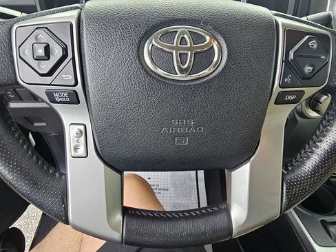 Used 2014 Toyota 4Runner SR5 Premium image 9