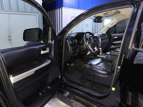 Used 2019 Toyota Tundra SR5 w/ SR5 Upgrade Package image 18