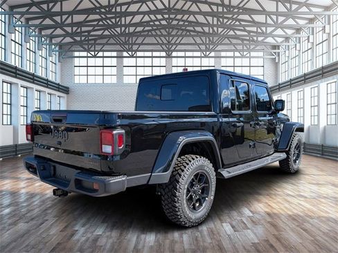New 2025 Jeep Gladiator Sport image 4