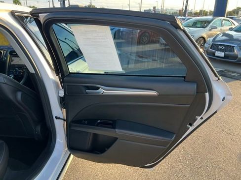 Used 2016 Ford Fusion Titanium image 40