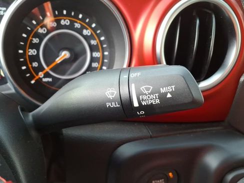 Certified 2023 Jeep Gladiator Rubicon w/ Cold Weather Group image 22