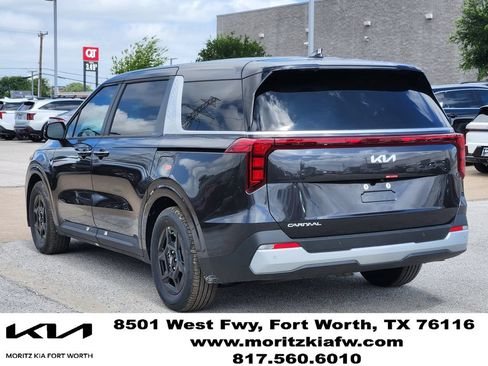 New 2026 Kia Carnival FWD image 4