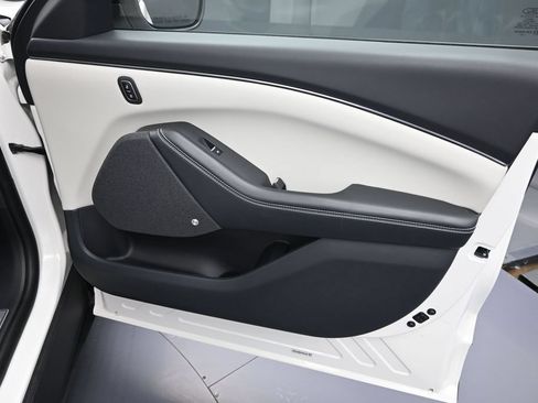Used 2023 Ford Mustang Mach-E Premium RWD image 38