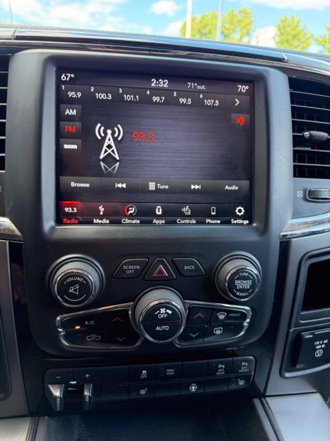 Used 2018 RAM 2500 Big Horn w/ Sport Appearance Group AWD/4WD image 21