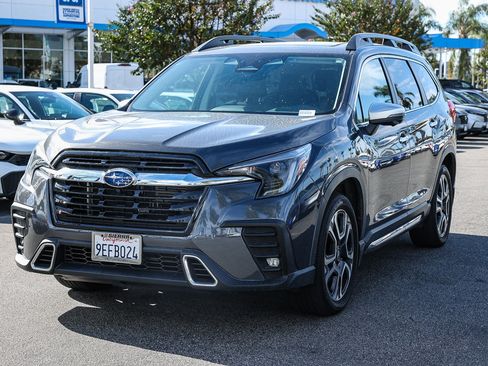 Used 2023 Subaru Ascent Touring image 3