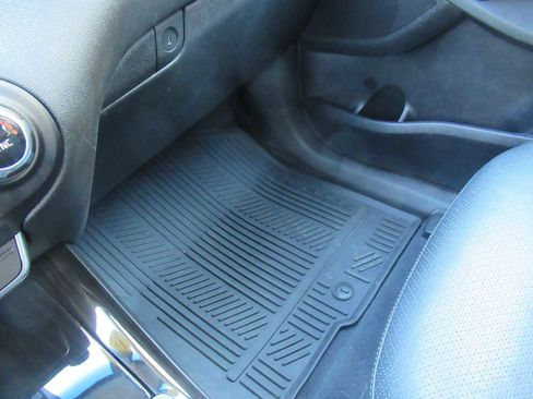 Used 2019 Kia Sorento EX image 38