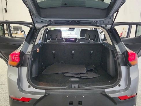 Used 2025 Buick Encore GX Preferred FWD image 19