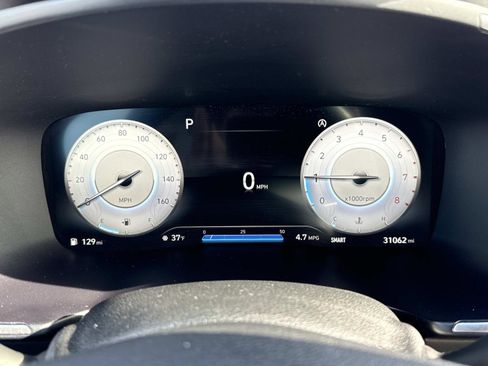 Used 2023 Hyundai Santa Fe SEL w/ Premium Package image 12