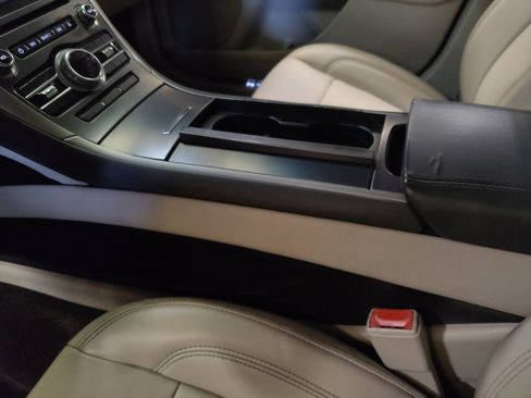 Used 2018 Lincoln MKZ Premiere image 26