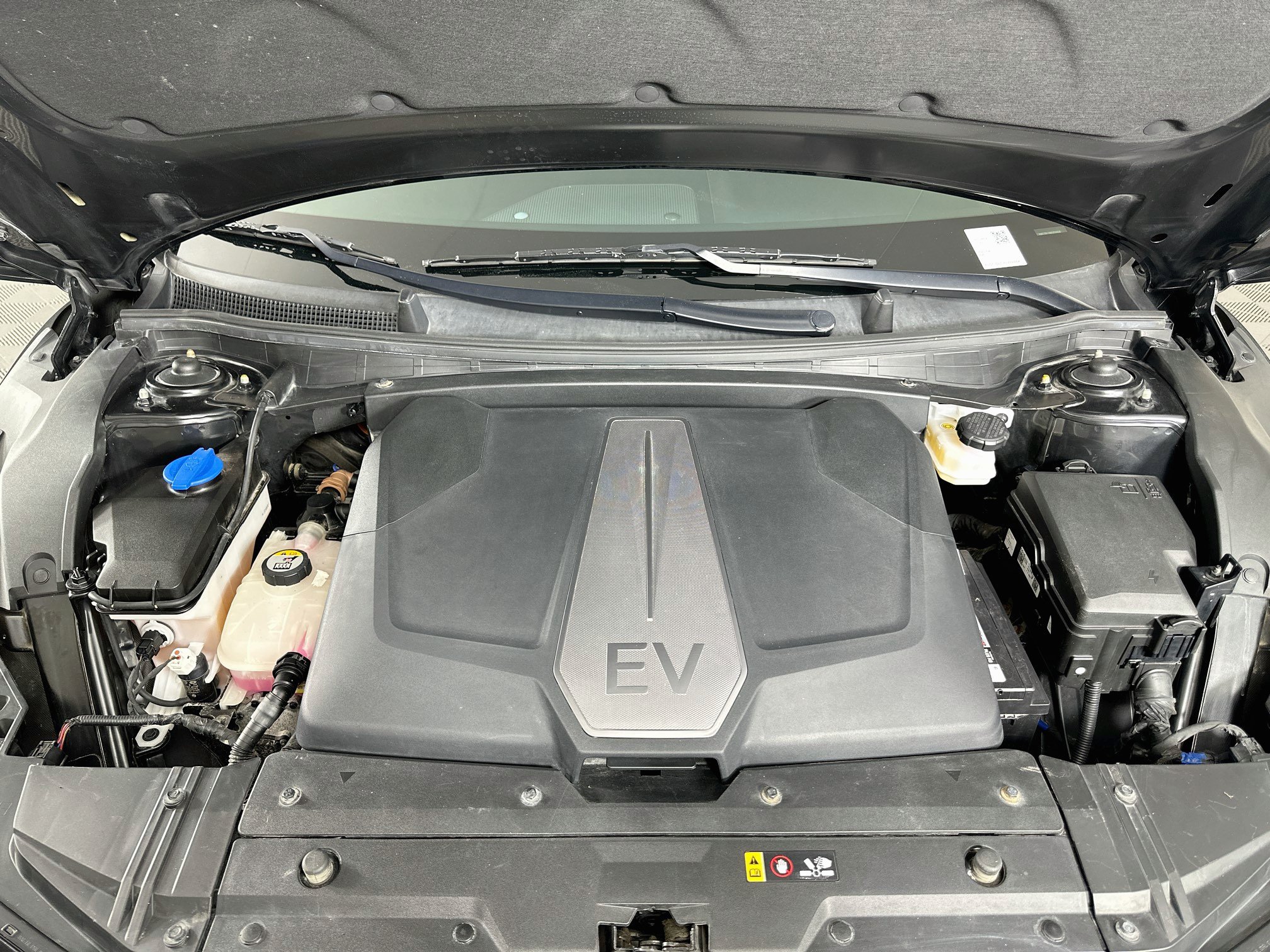 Used 2022 Kia EV6 Wind w/ Wind Technology Package AWD/4WD image 33
