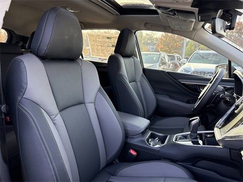 Certified 2025 Subaru Outback Onyx Edition w/ Popular Package #2 image 19