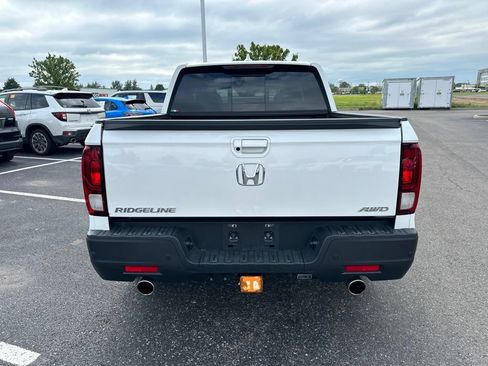Used 2023 Honda Ridgeline RTL-E image 10