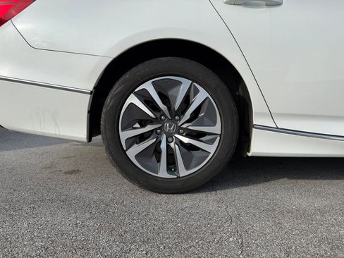 Certified 2020 Honda Accord EX image 8