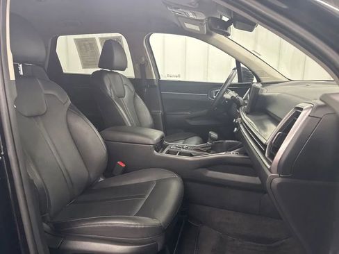 Used 2025 Kia Sorento EX AWD/4WD image 23