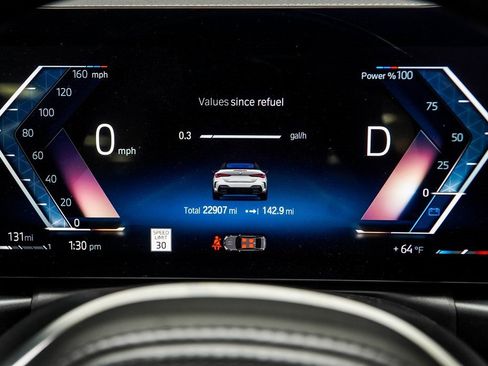 Used 2024 BMW M440i Convertible w/ Premium Package image 35