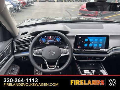 New 2026 Volkswagen Atlas Peak Edition image 47
