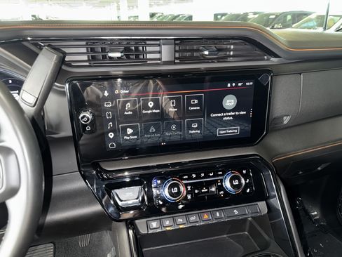Used 2025 GMC Sierra 2500 AT4 w/ AT4 Premium Plus Package AWD/4WD image 27
