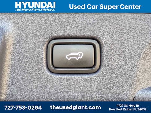 Used 2023 Hyundai Palisade Limited image 13