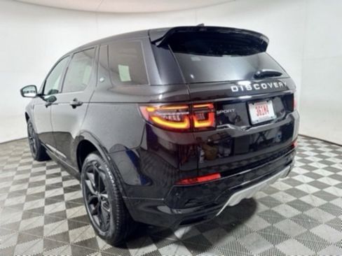 New 2025 Land Rover Discovery Sport S image 6