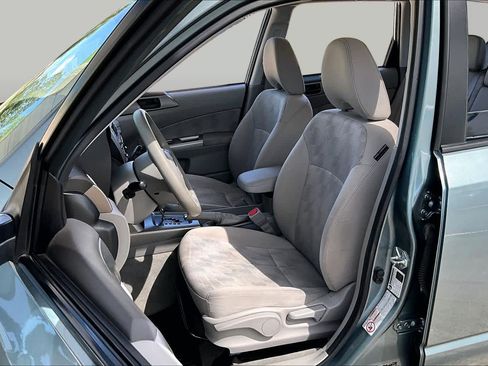 Used 2010 Subaru Forester 2.5X AWD/4WD image 7